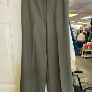 Women’s size 8.      2piece. Suit brand new